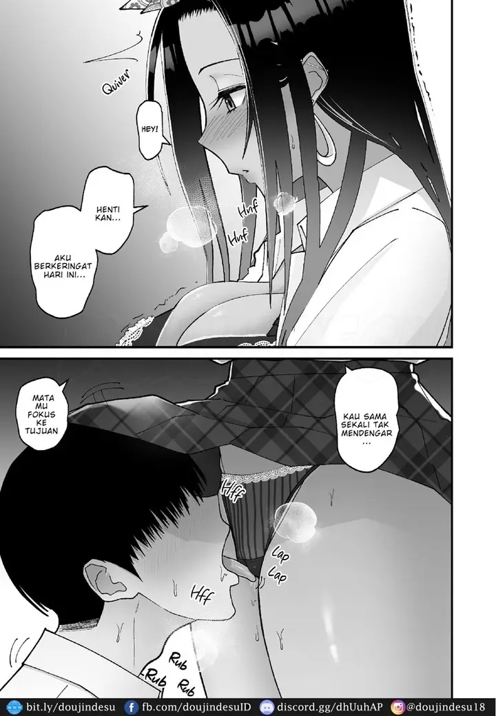 image-komik-doujin-otaku-ni-yasashii-gyaru-to-icharabu-suru-hanashi-chapter-01-13/58