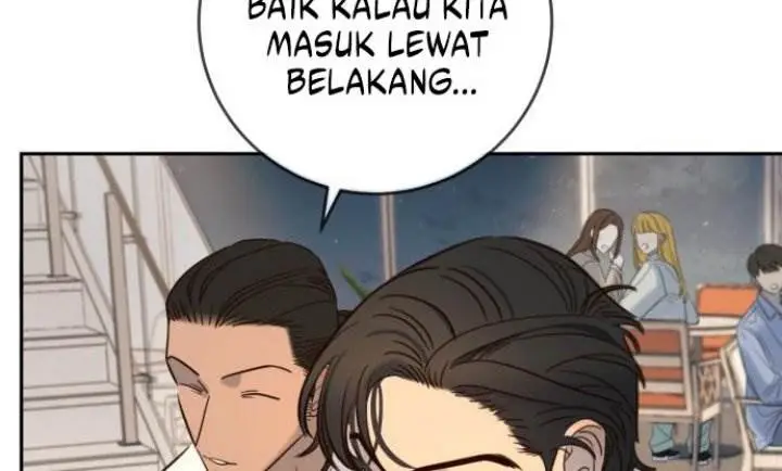 image-komik-everyone-loves-her-chapter-32-13/31