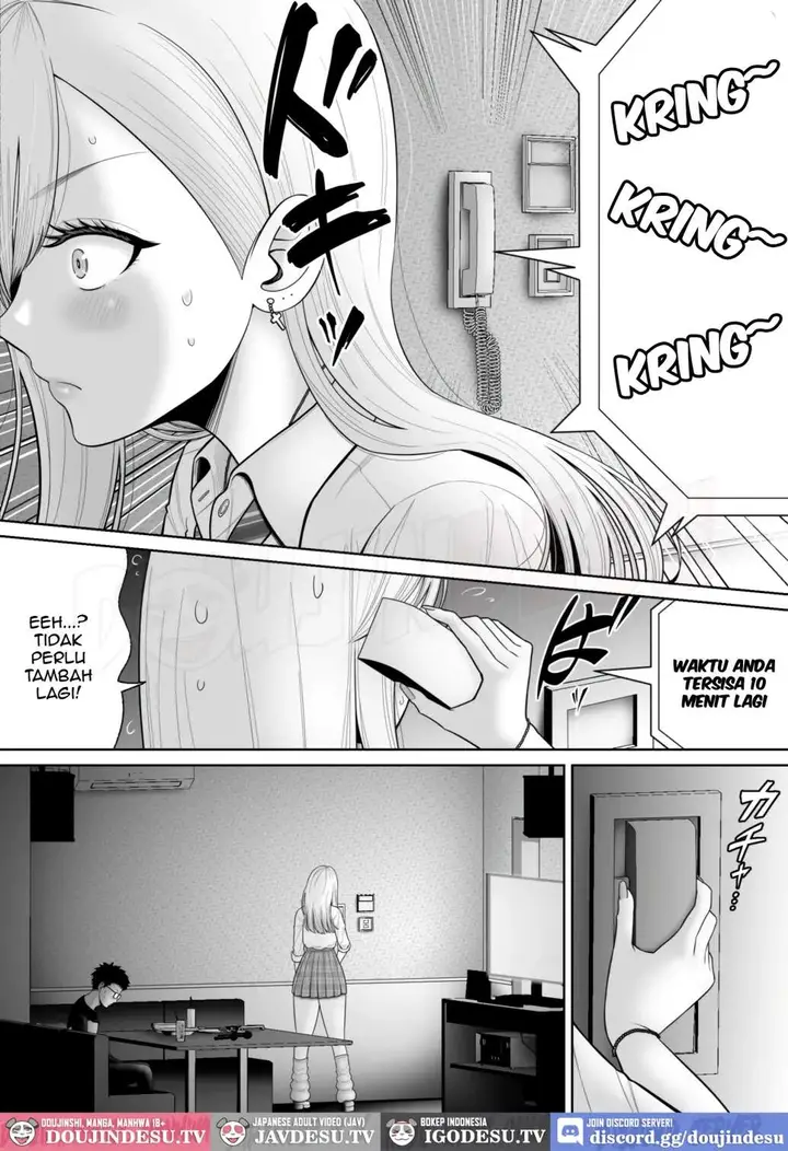 image-komik-hajimete-no-fuuzoku-ni-iku-tochuu-de-kurasu-no-gyaru-ni-tsukamatte-saifu-mo-kin-rei-chapter-01-24/55