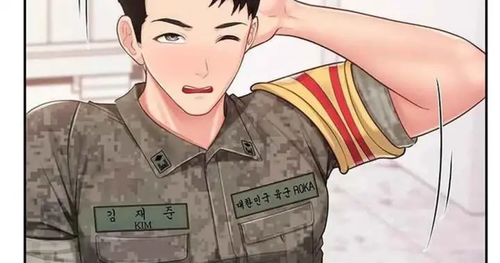 image-komik-im-the-only-man-on-the-military-base-chapter-20-21/34