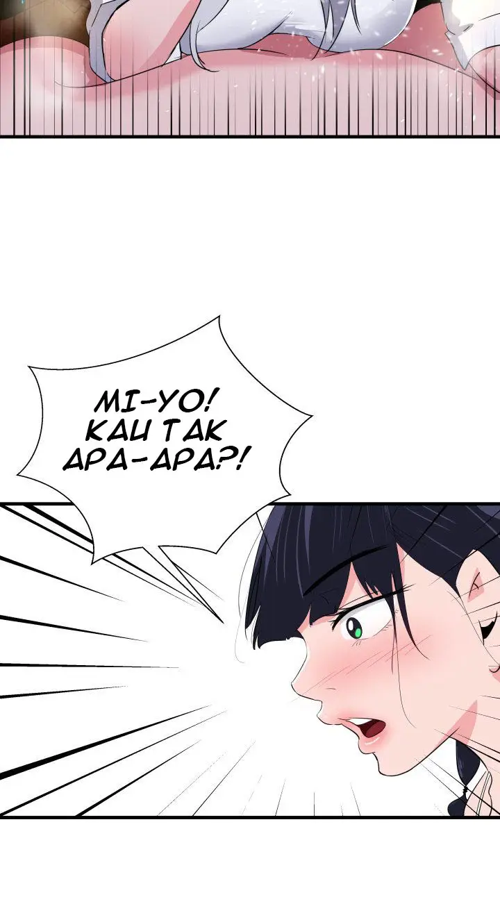 image-komik-my-roommate-is-a-succubus-chapter-11-27/52